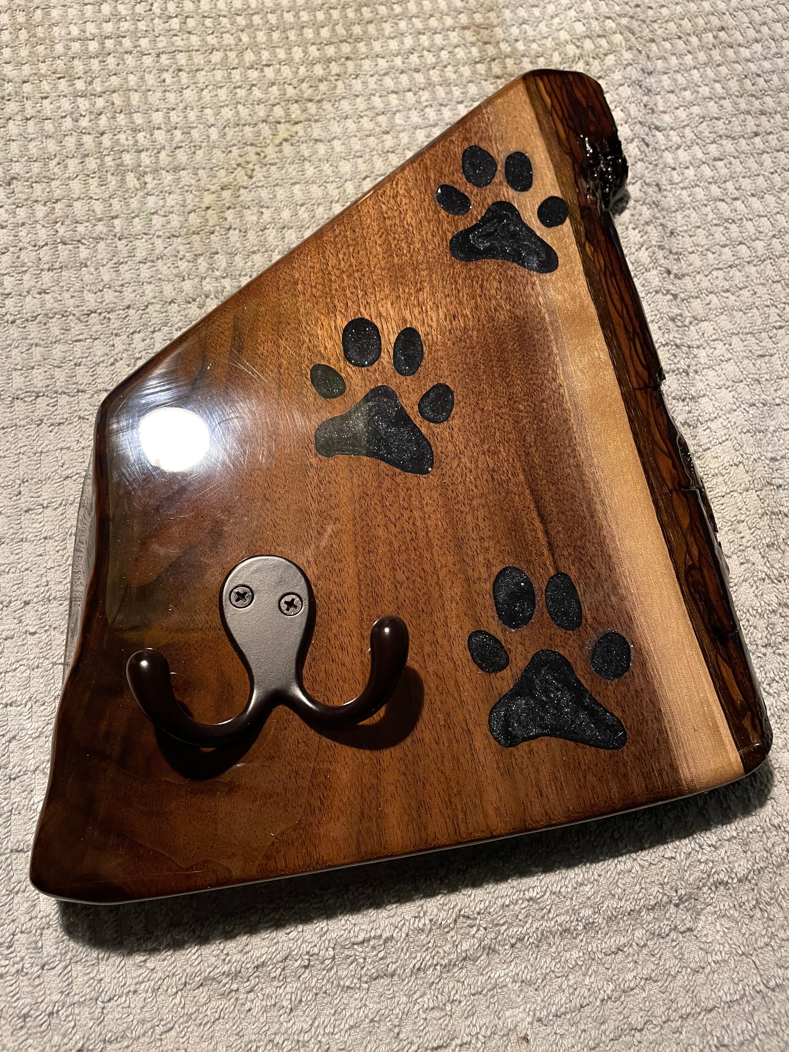 Dog leash holder with Epoxy Accent